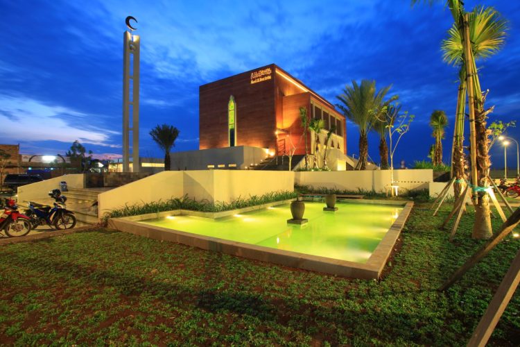 Indahnya Masjid Al-Birru Pertiwi Bojonegoro, Jadi Pusat Pendidikan Islam