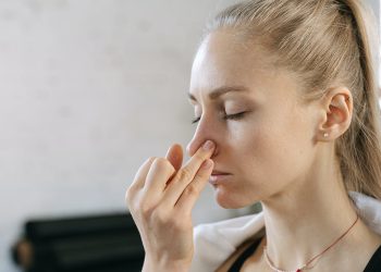 Kenapa Hidung Kita Lebih Peka pada Bau Badan Orang Lain daripada Punya Sendiri? Ini Penjelasan Ilmiahnya