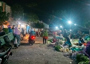Melihat Geliat Pasar Induk Cepu Malam Hari, Pedagang Berangkat Tengah Malam Pulang Pagi