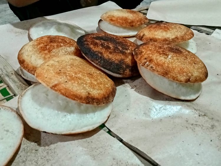 Melihat dari Dekat Tradisi Serabehan Warga Ngarum-Tuban Mengiringi Masa Tanam Jagung