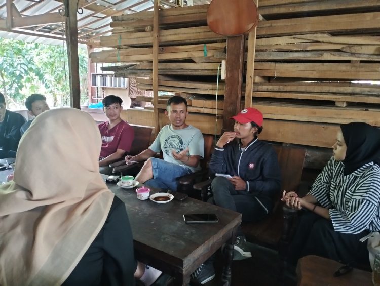 Dari Kegemaran Mendaki Gunung, Lilik Budi Witoyo Membuat Kebun “Riset” Kopi