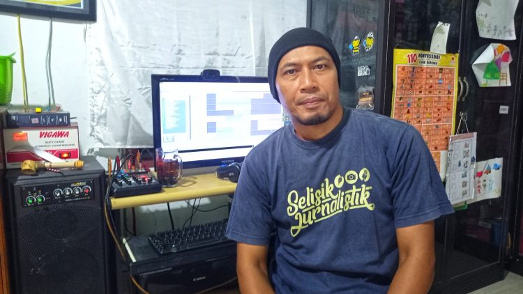 Kampus di Bojonegoro Perlu Punya Radio, Kenapa? Ini Penjelasan Broadcaster Iwan Siswoyo