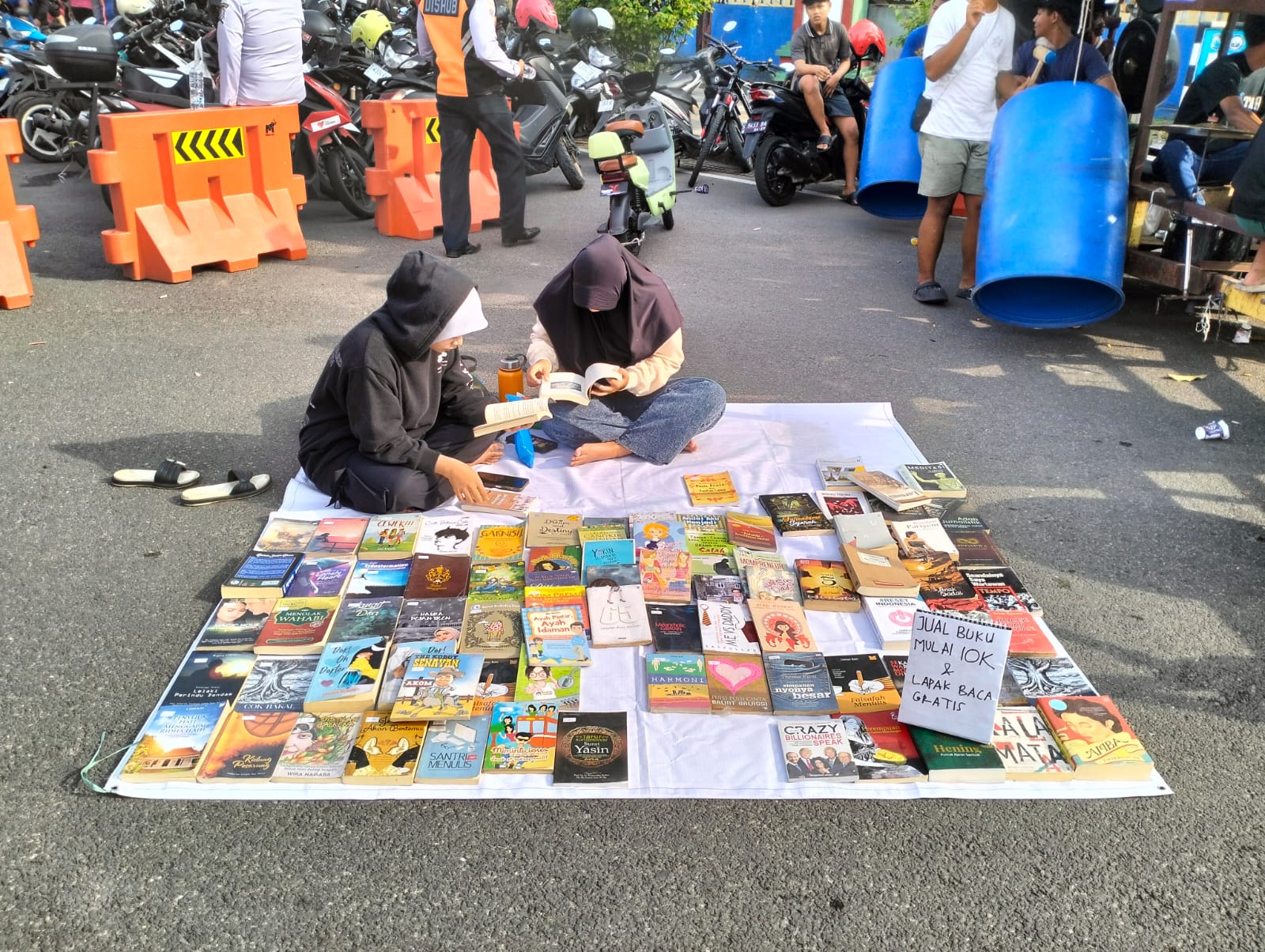 Boleh Gaya Asal Suka Baca Bareng Lapak Buku dan Baca Mastumapel di CFD Bojonegoro