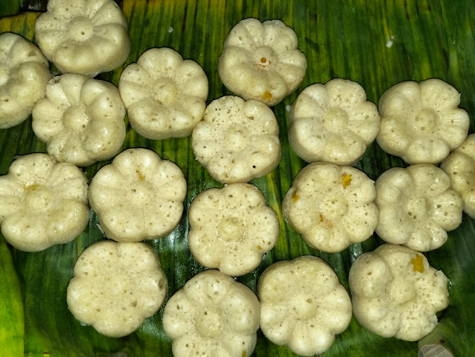 Kue Tradisional Apem Khas Megengan, Simbol Tradisi dan Pengharapan