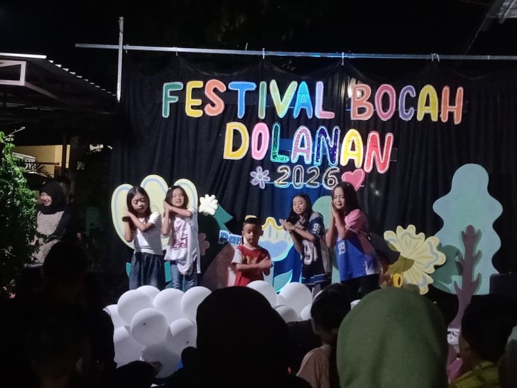 Tawa Riang di Festival Bocah Dolanan