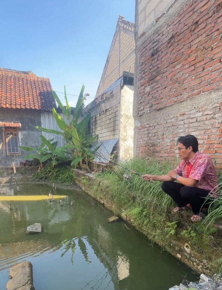 Mancing, Ngopi, Ngulek Sambel, dan Makan Besar